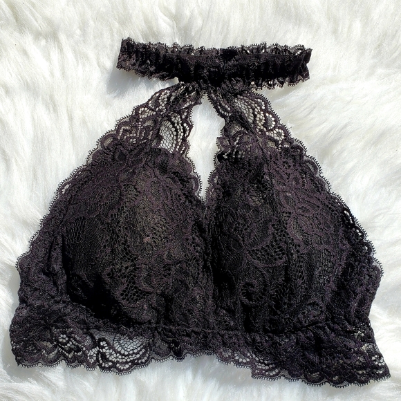 Black Lace Halter Bra - Picture 4 of 8